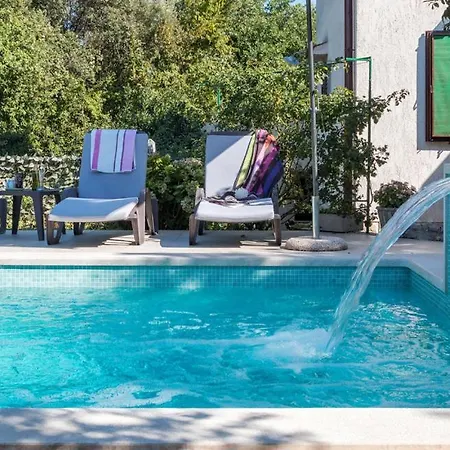 Fantasy With Private Pool Apartment *