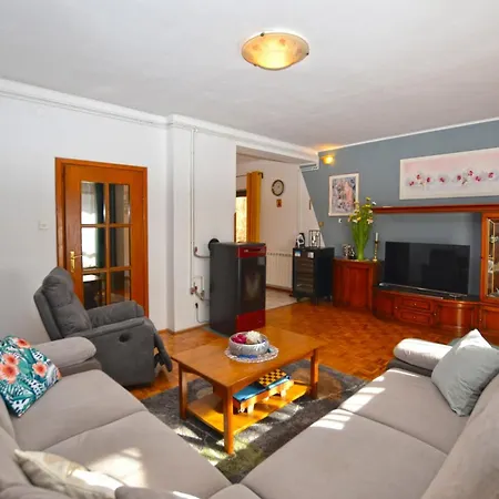 Fantasy With Private Pool Apartment Pula